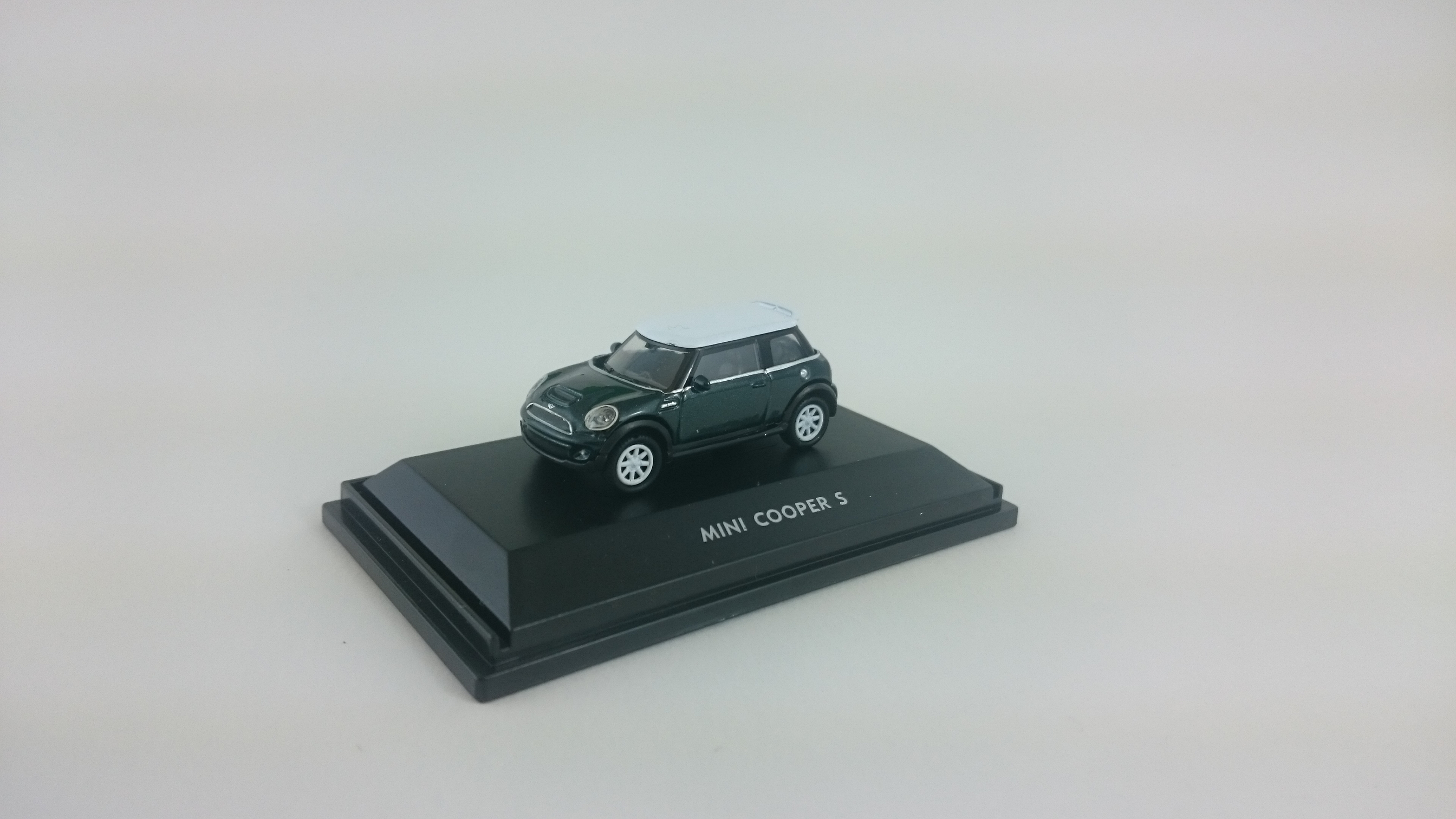 Welly 73128 Mini Cooper "Exclusive at Miniatur Wunderland", greenmetallic 1:87