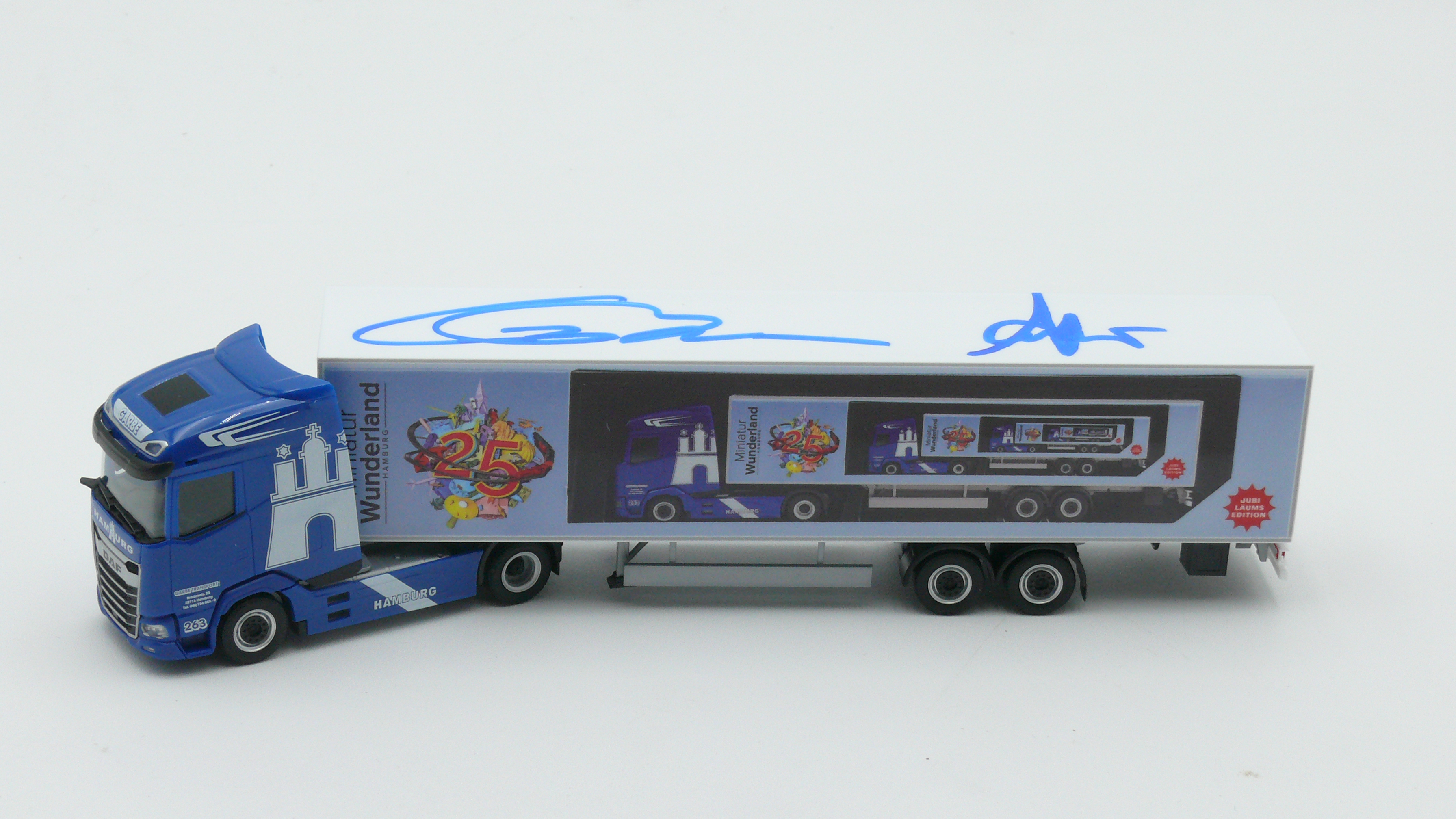 Herpa 962186 Special Truck "25 Years Miniatur Wunderland" – Limited & Signed