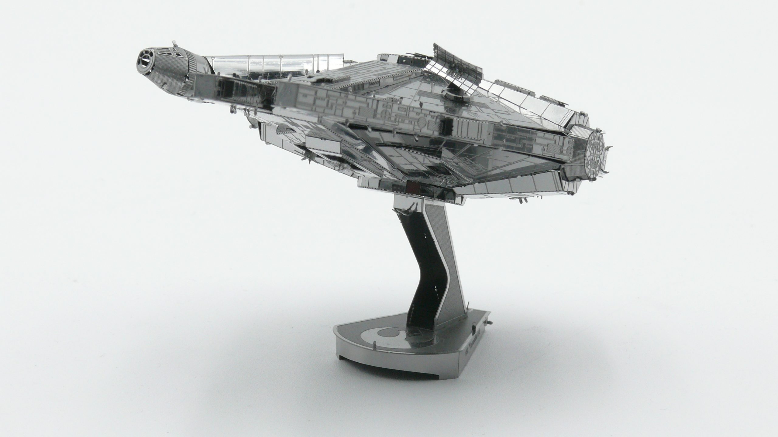 Metal Model Kit - Star Wars Millennium Falcon - Large