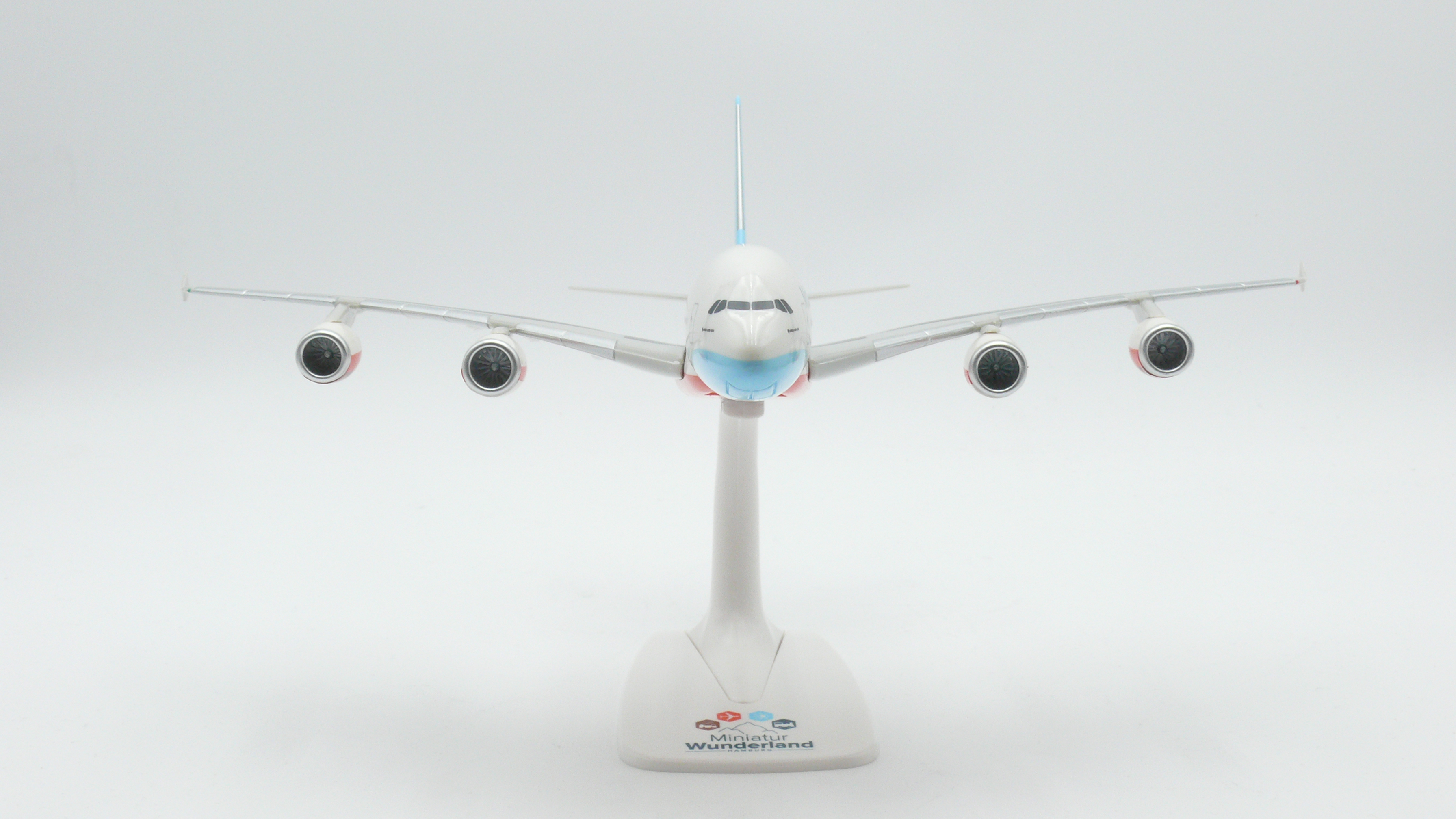 Herpa Wings 613965 Airbus A380 "Wunderland Logo" 1:250