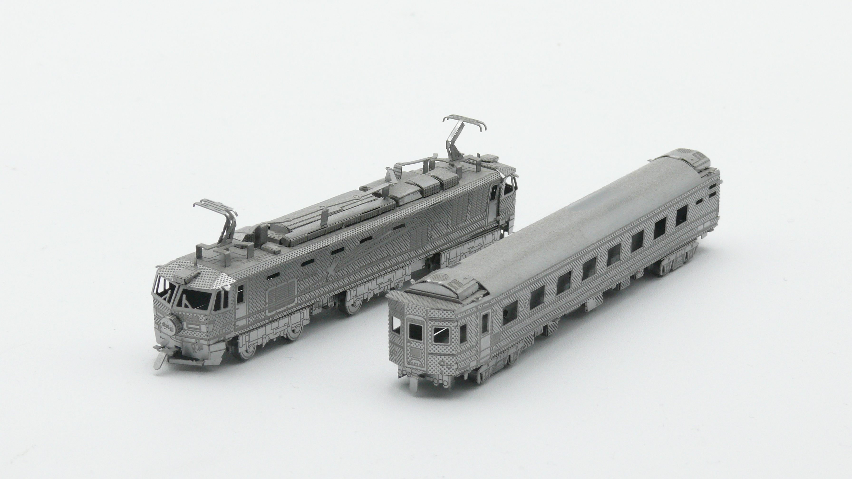 Metal Model Kit Electric Locomotive with Wagon