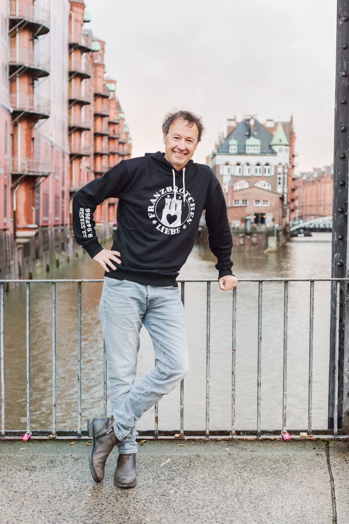 Franzbrötchenliebe Hoodie unisex - black with white print