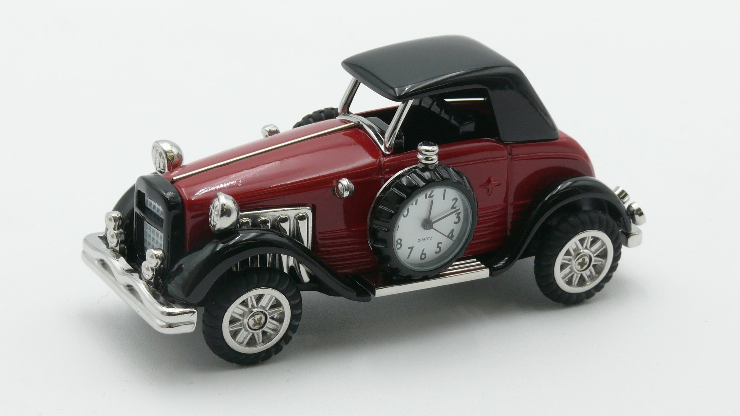 Miniature Red Vintage Car Clock