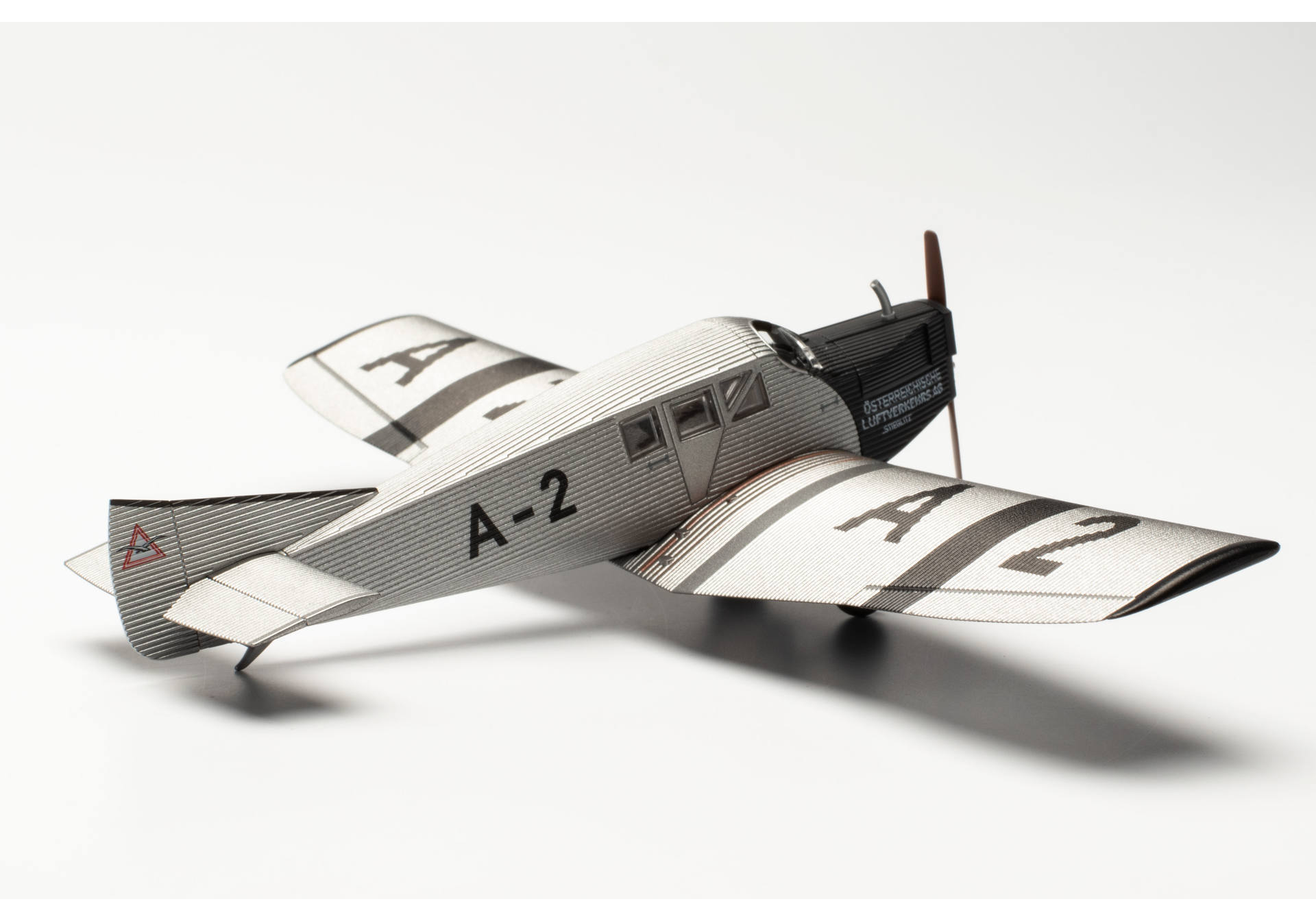 Herpa 019415 ÖLAG- Österreichische Luftverkehrs Aktiengesellschaft Junkers F13 – A-2 “Stieglitz” 1:87