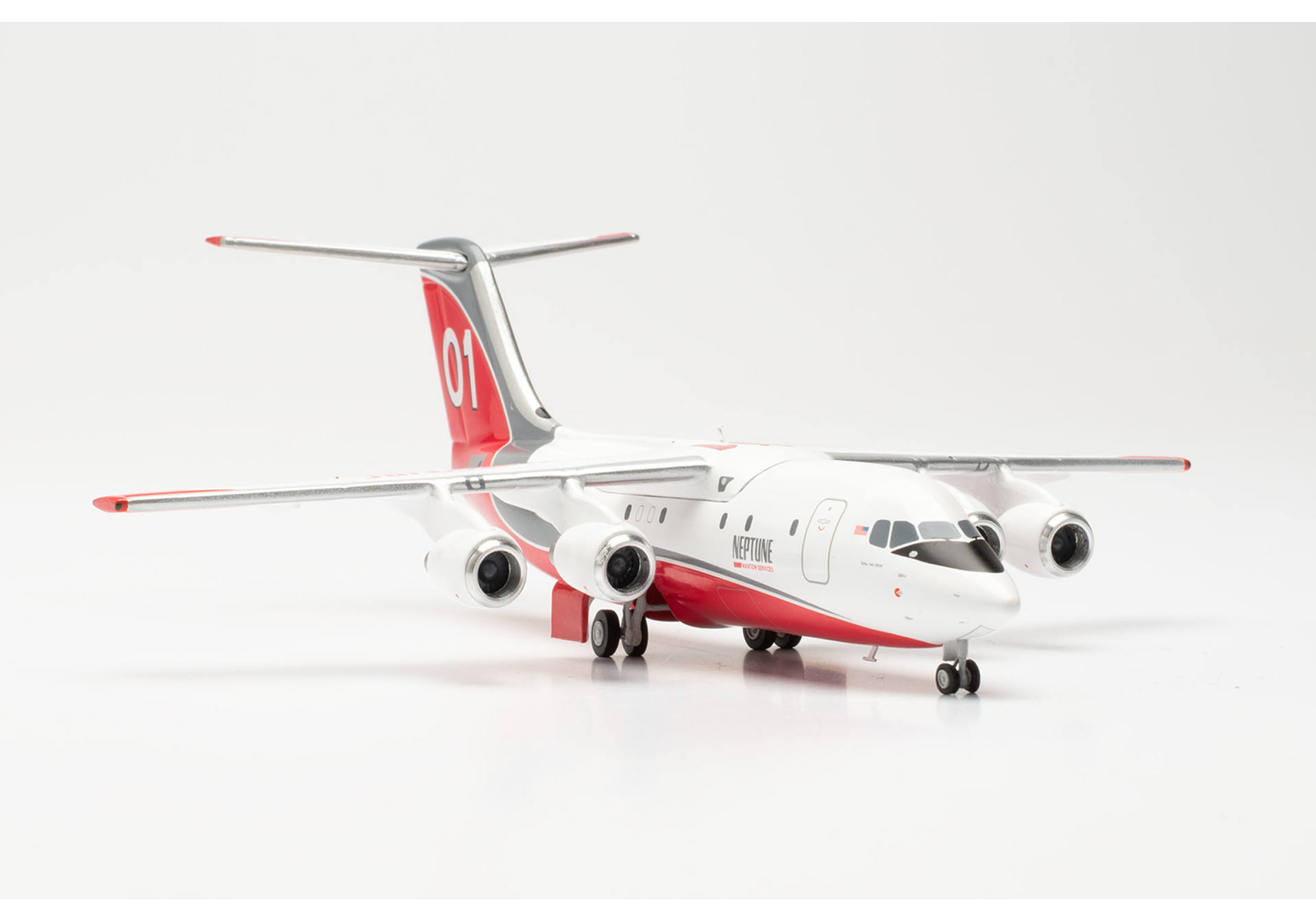 Herpa 572835 Neptune Aviation British Aerospace BAe 146-200 – N473NA / 01 1:200