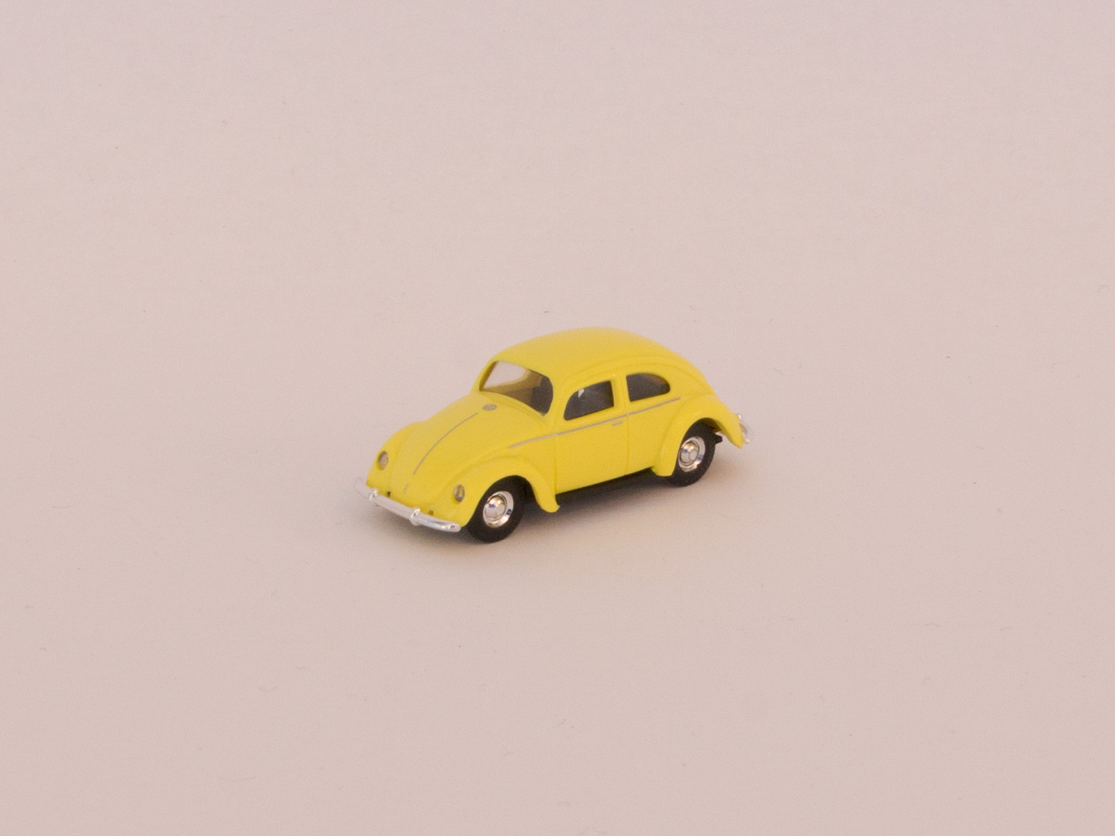 Busch 42700-112 VW Käfer mit Brezelfenster, zinkgelb 1:87