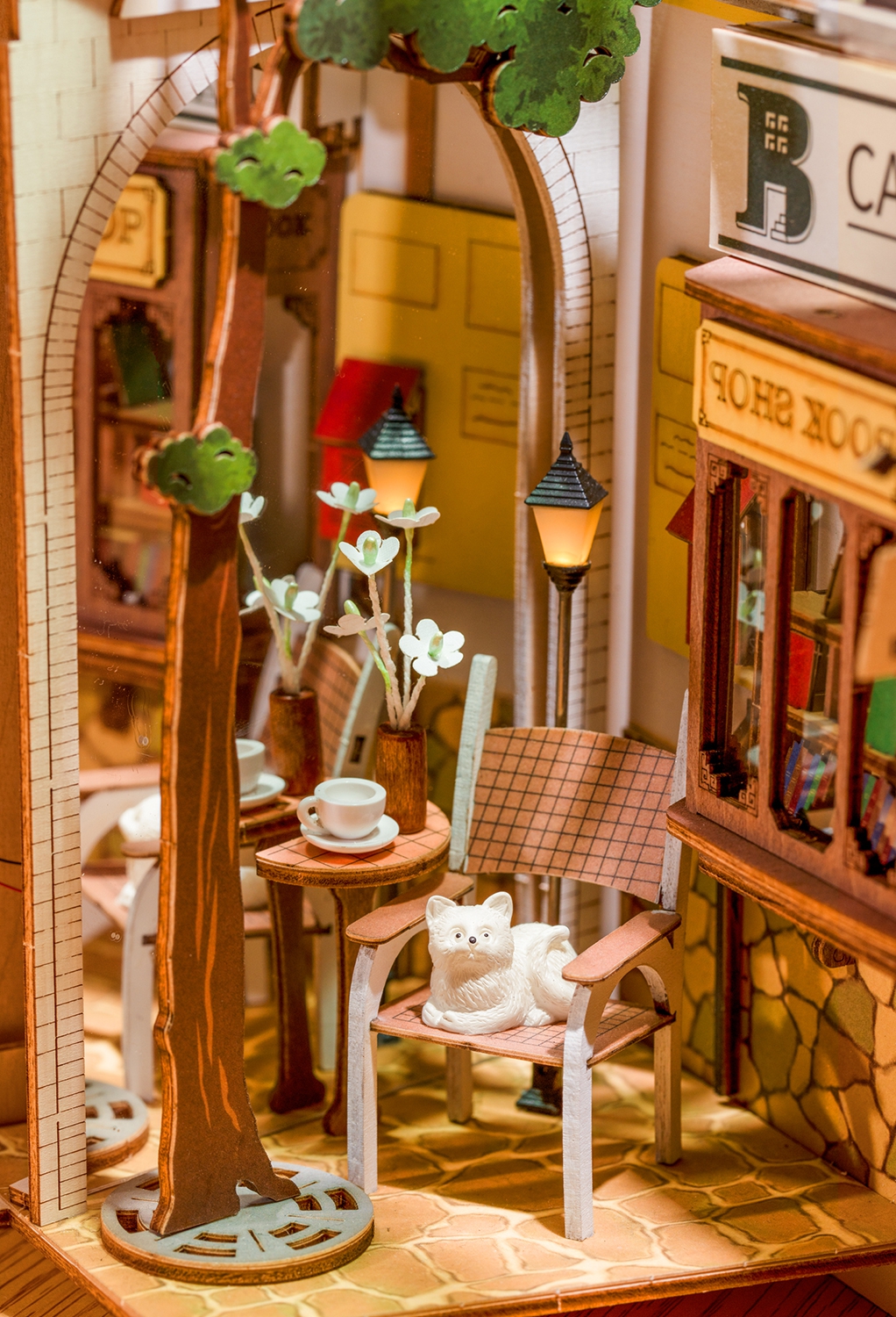 Holzbausatz / Book Nook - Sunshine Town - TGB02