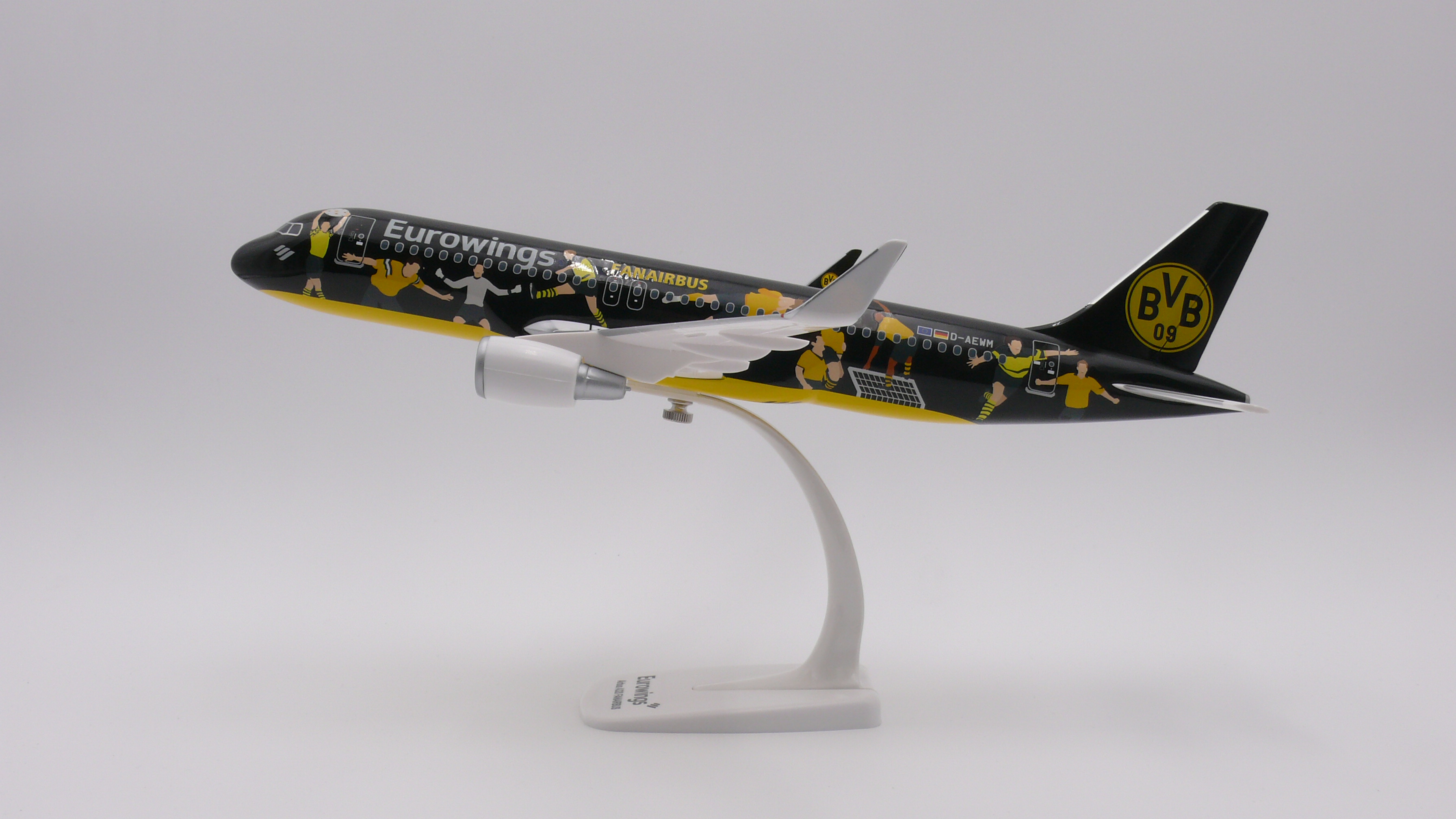 Herpa 613934 Eurowings Airbus A320 "BVB Fanairbus" – D-AEWM 1:100