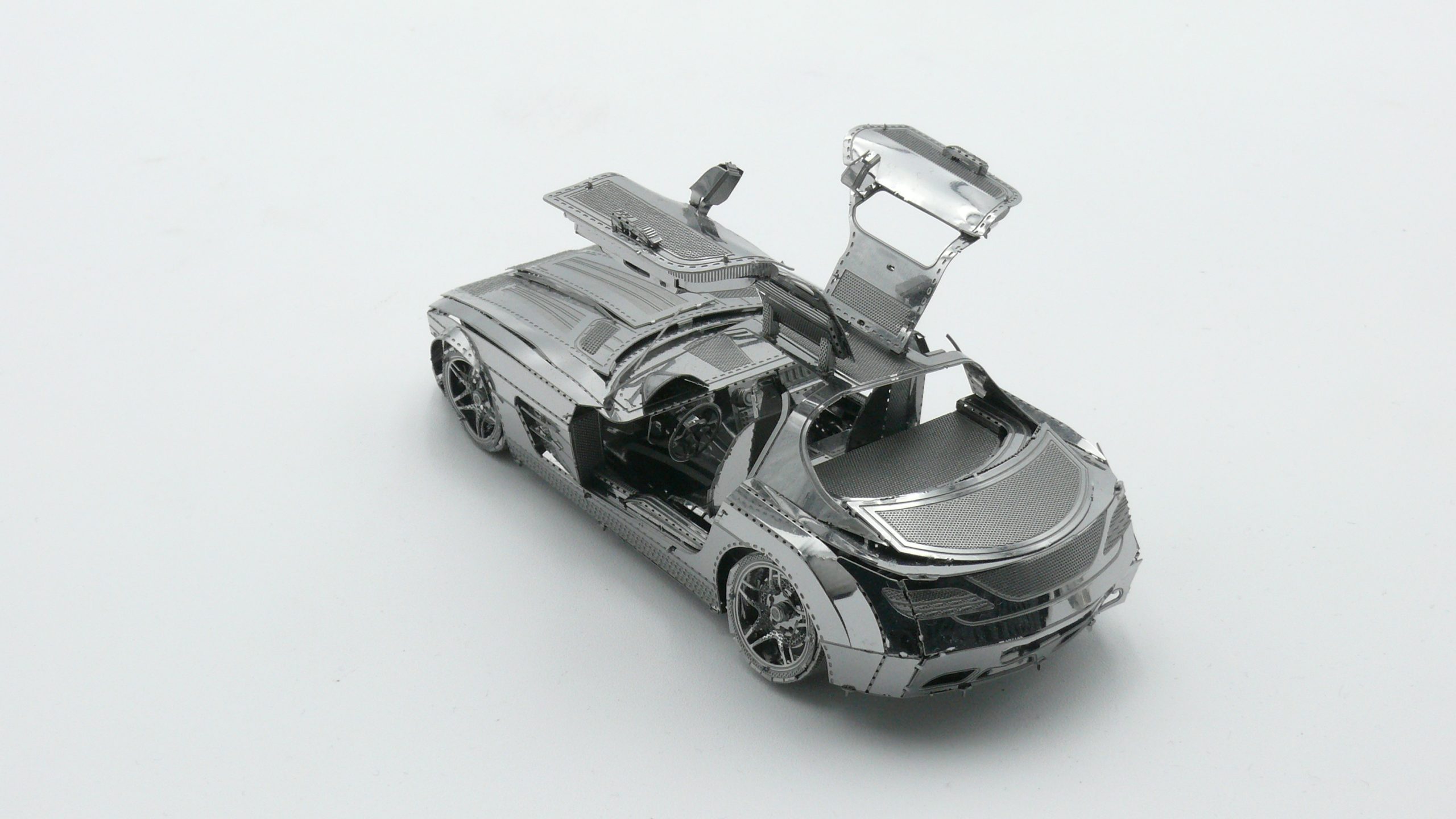 Metal Model Kit - Mercedes-Benz SLS AMG