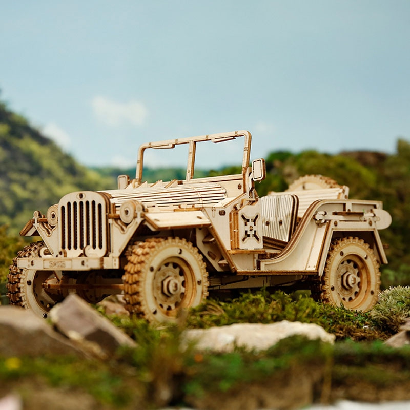 Wooden Model Kit – "Jeep Army Field Car" – MC701 by Robotime