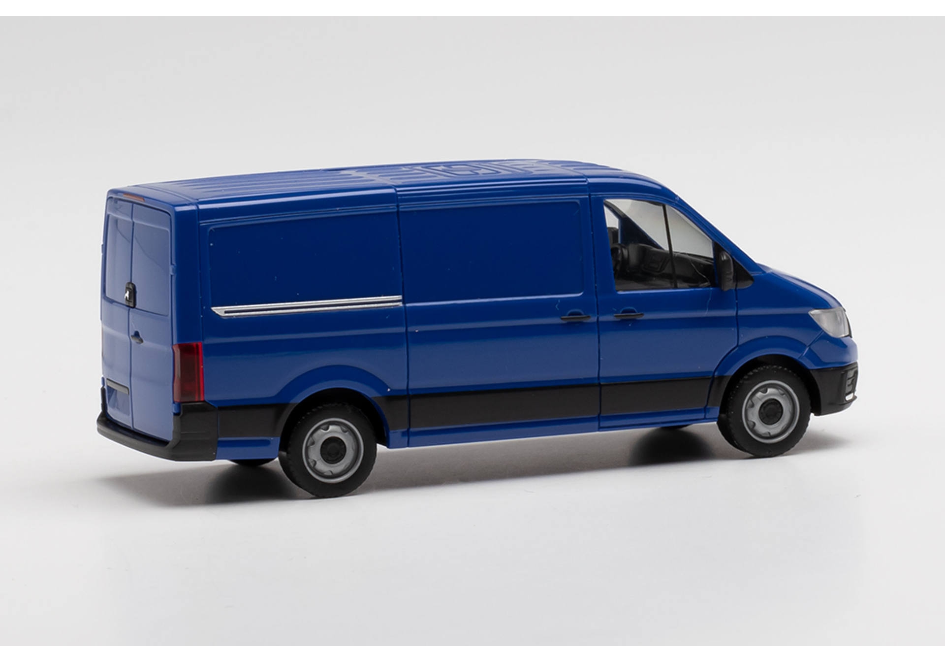 Herpa 095853 MAN TGE Kasten FD ultramarinblau Modellfahrzeug H0 1:87
