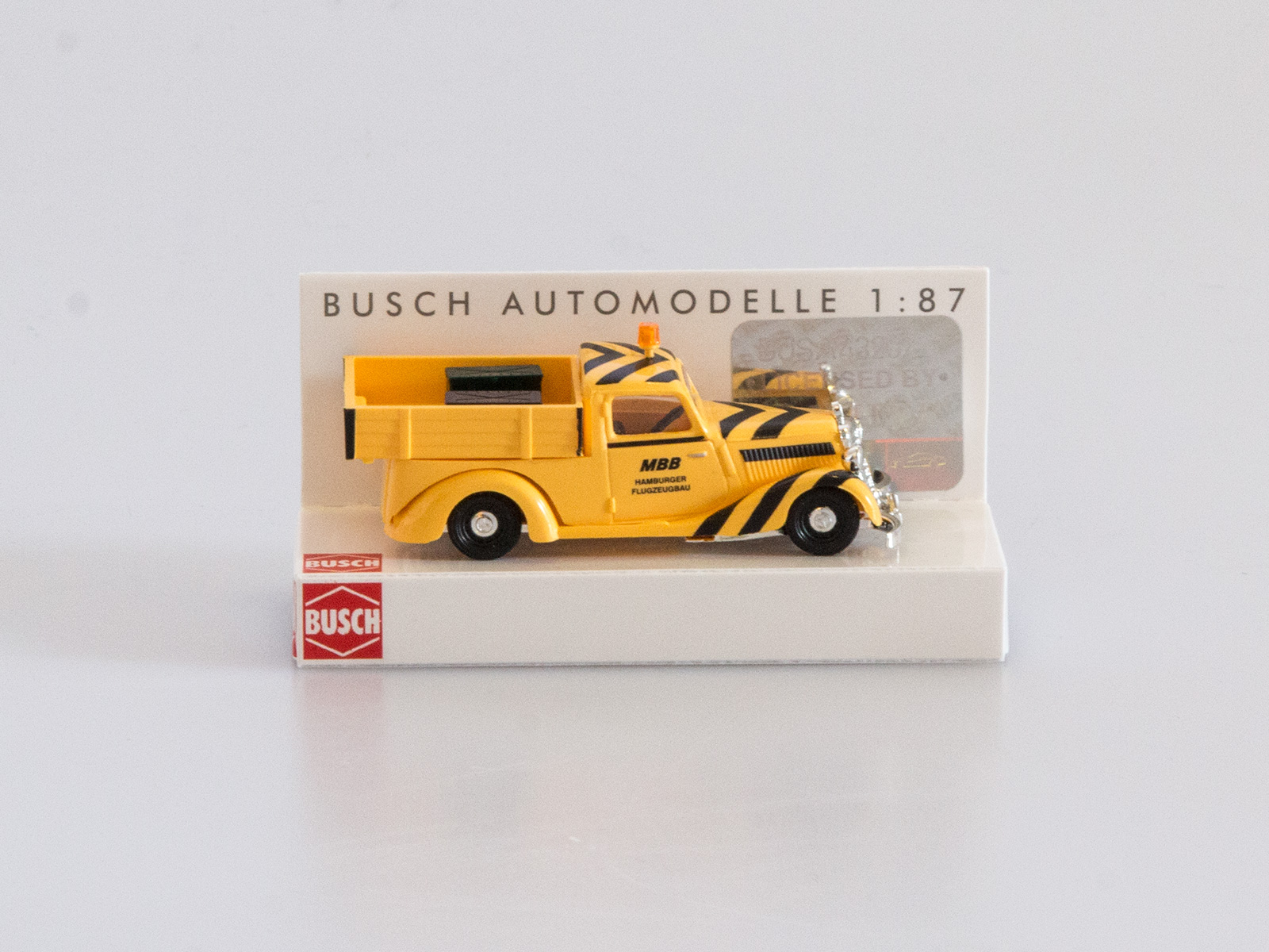 Busch 41504 Mercedes Benz 170 V "MBB Flugzeugbau" 1:87