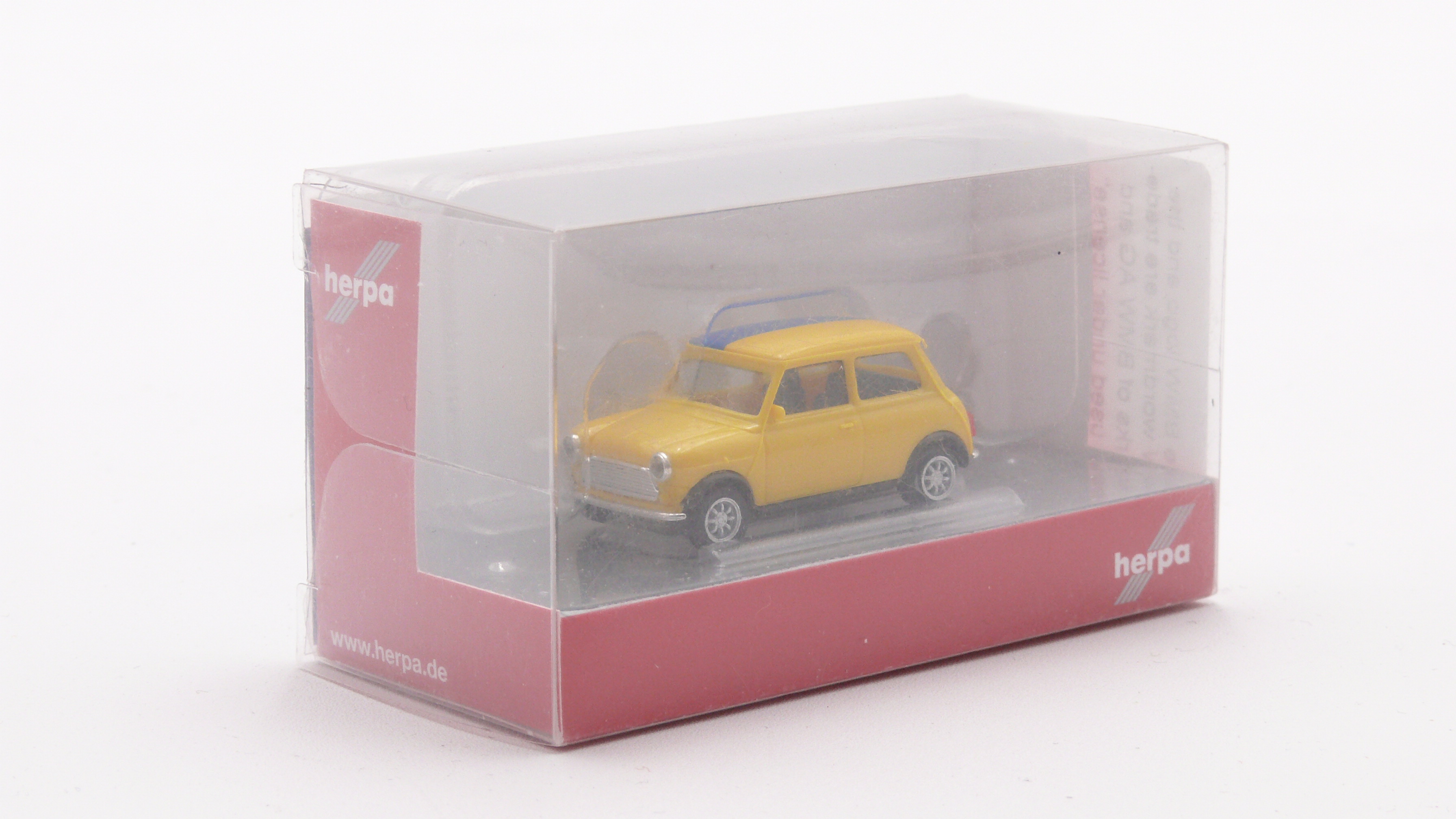 Herpa 420778 Mini Cooper "EM21 Flagge - Ukraine" 1:87