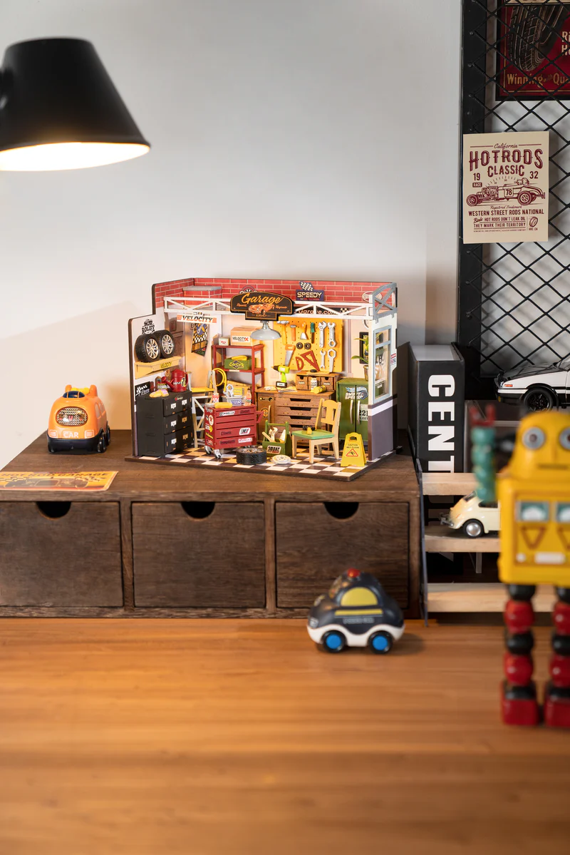 Holzhaus Garage Workshop DG165 Robotime