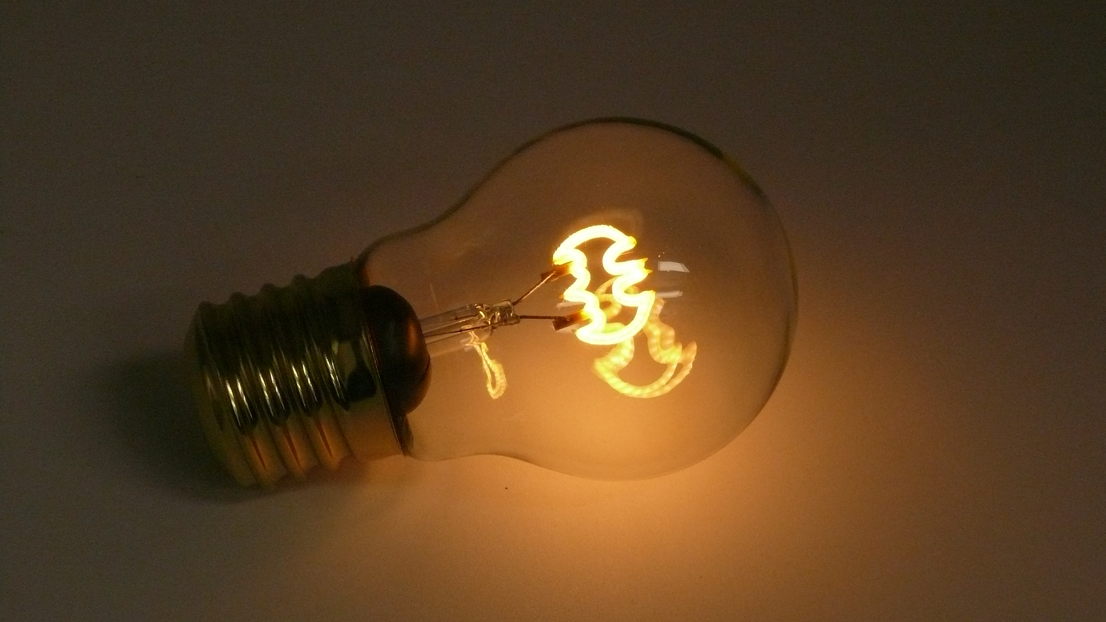 LED Light Bulb – Bat