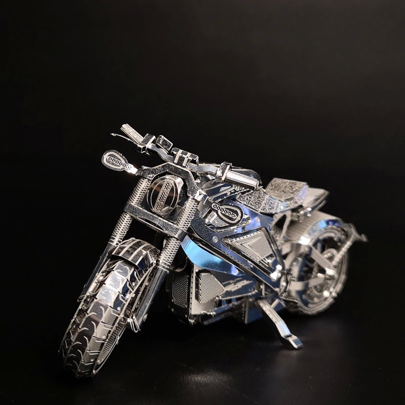 Metal Model Kit - Avenger Motorcycle