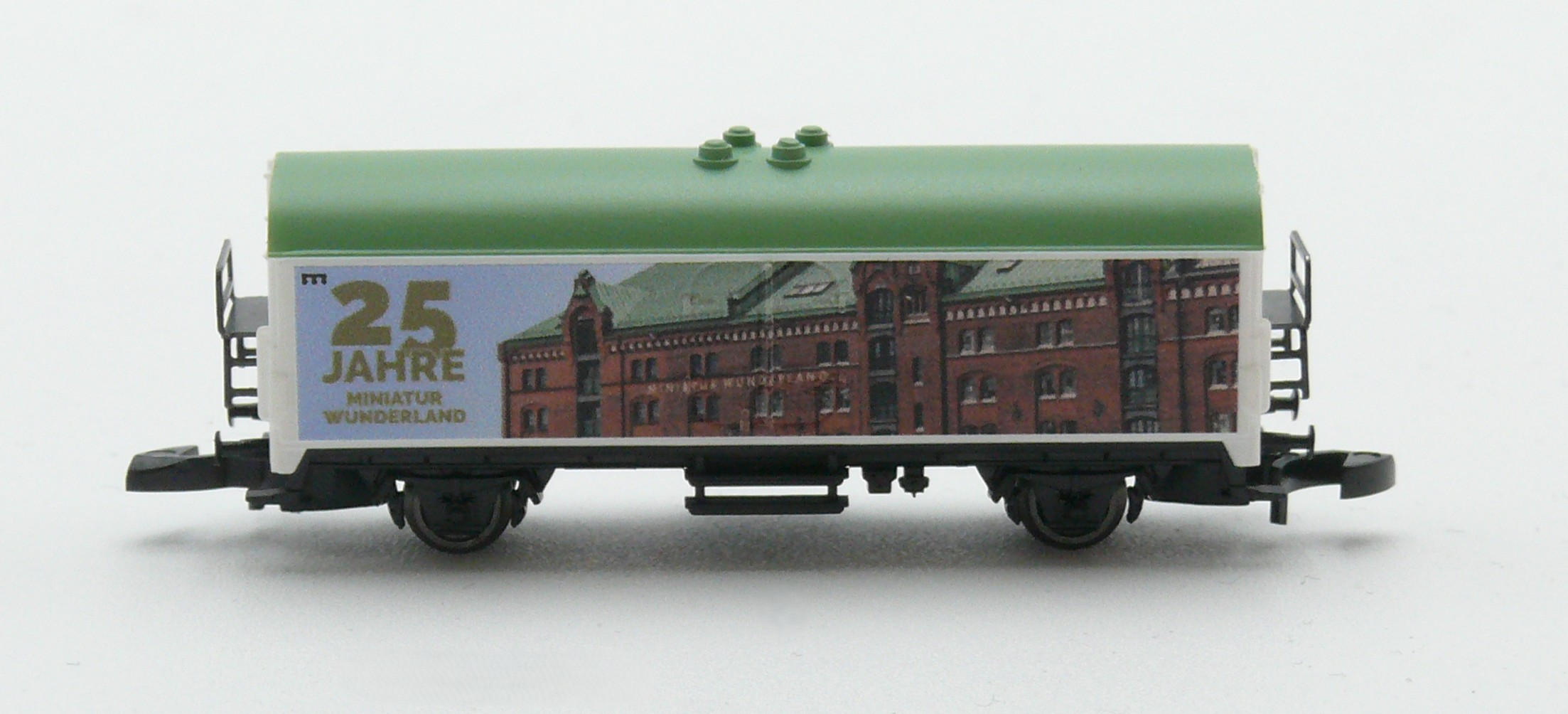 Sonderwagen Spur Z Kühlwagen 2026 - 25 Jahre Wunderland - 98213