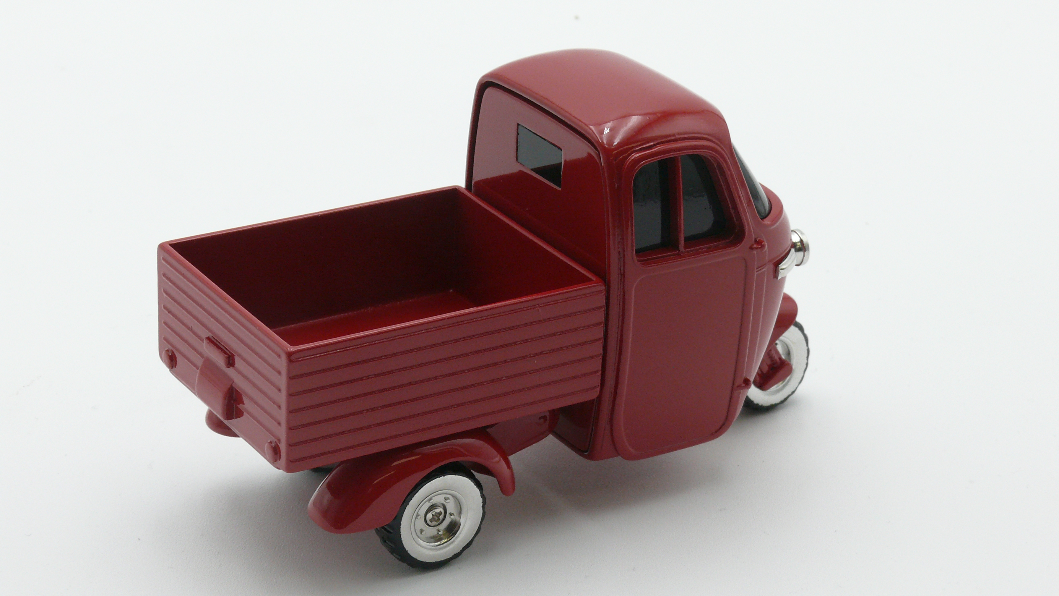 Miniature Red Delivery Van Clock