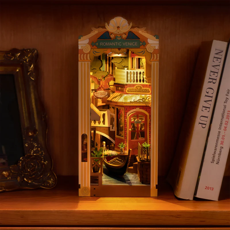 Holzbaussatz / Book Nook - Romantic Venice - TGB08