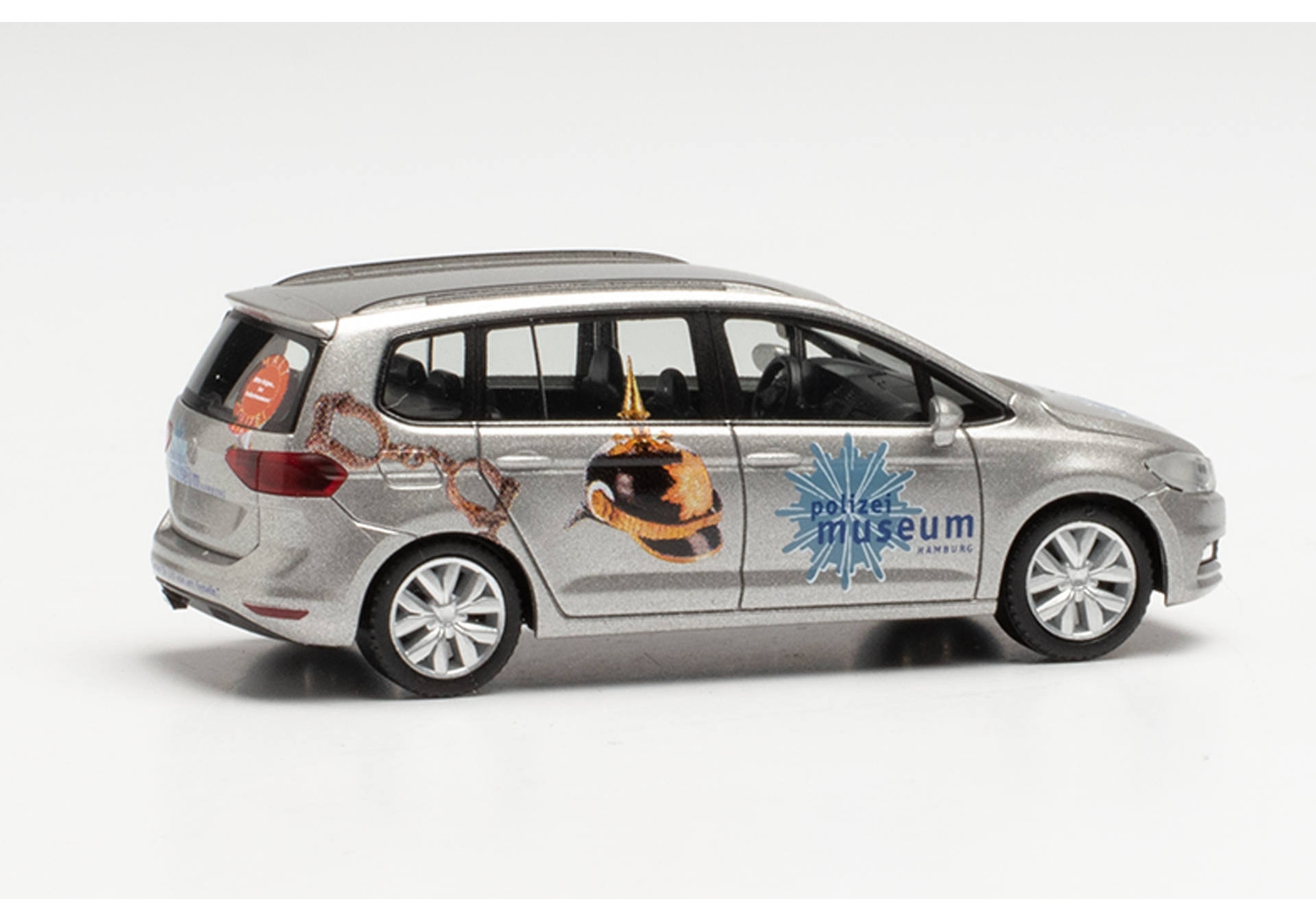 Herpa 096539 VW Touran Polizeimuseum Hamburg 1:87