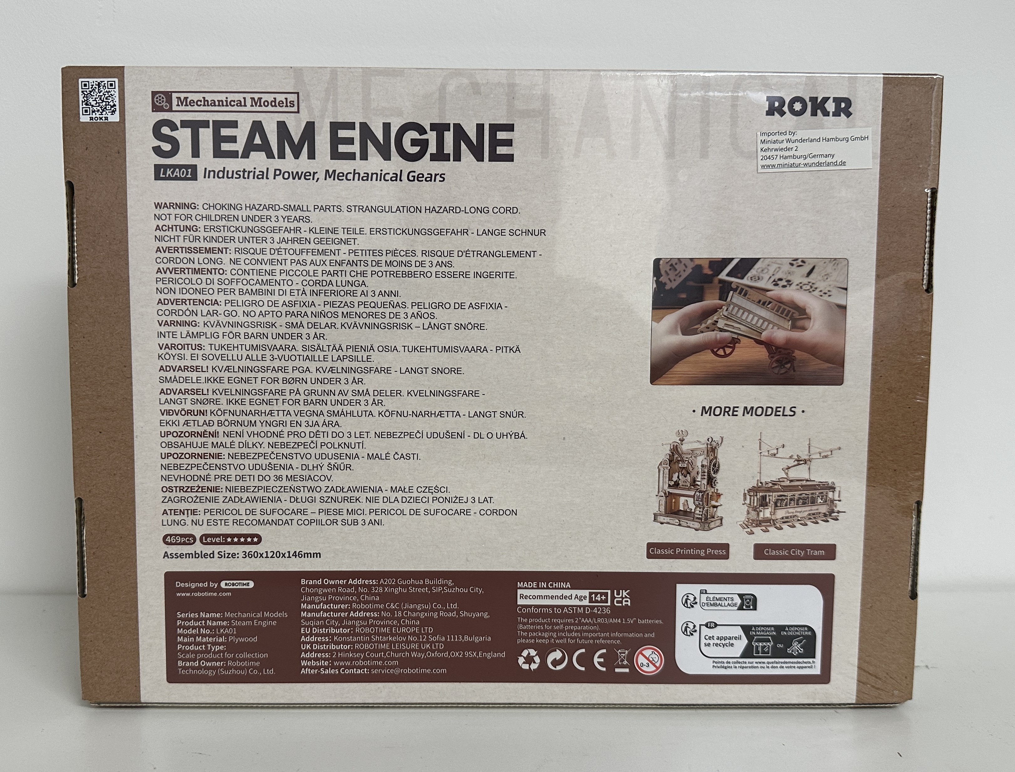 Wooden Model Kit “Steam Engine” by Robotime