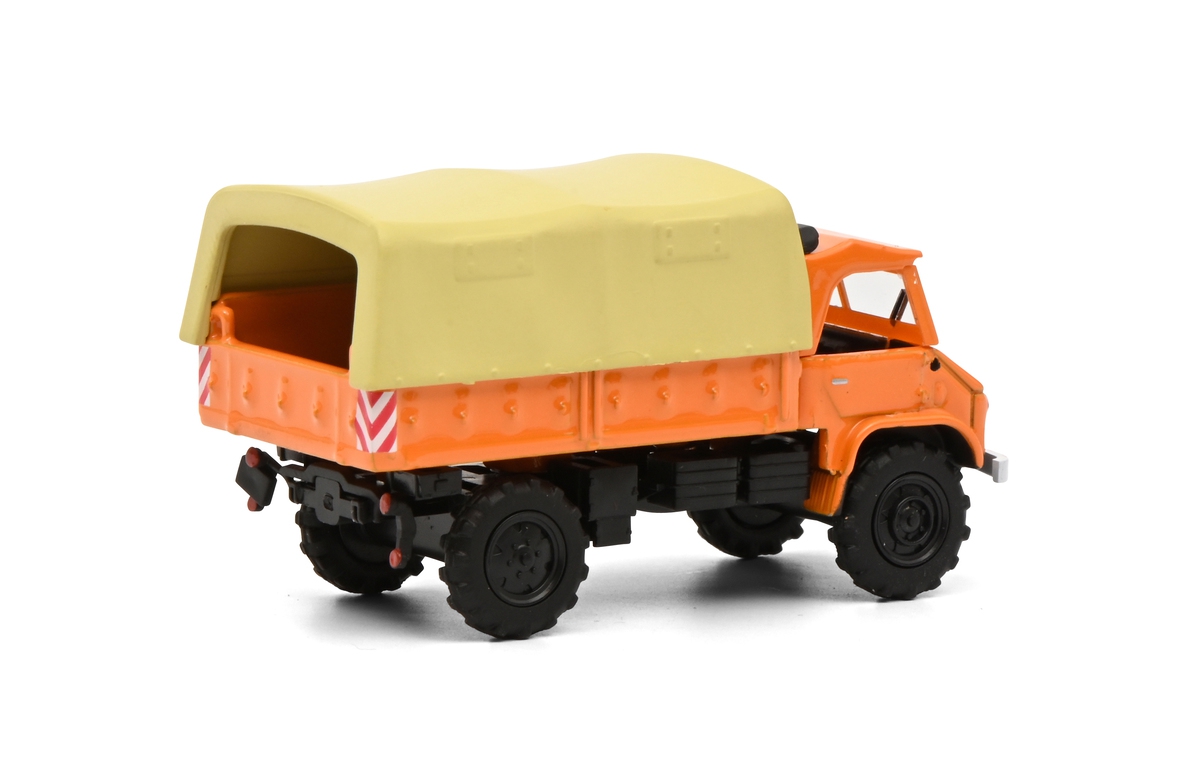 Schuco 452655600 MHI 3-Piece Set Municipal Vehicles – VW T2 Bus, Mercedes-Benz L322 Tanker, Unimog 404