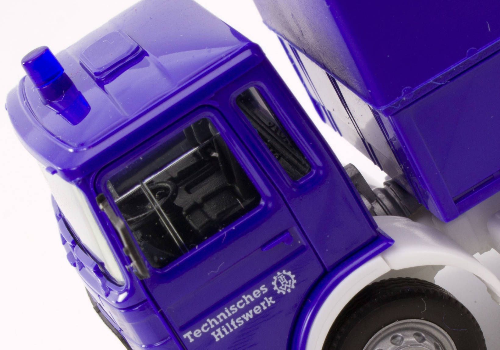 Schuco 452650700 – VW T2 Schlüter 1:87