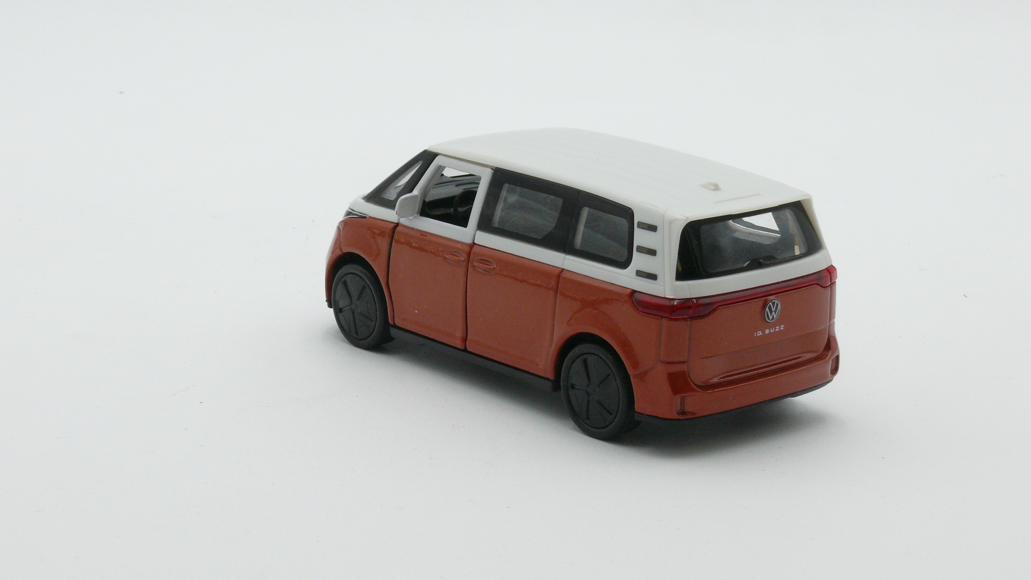 Welly 43829 VW ID. Buzz, orange 1:38