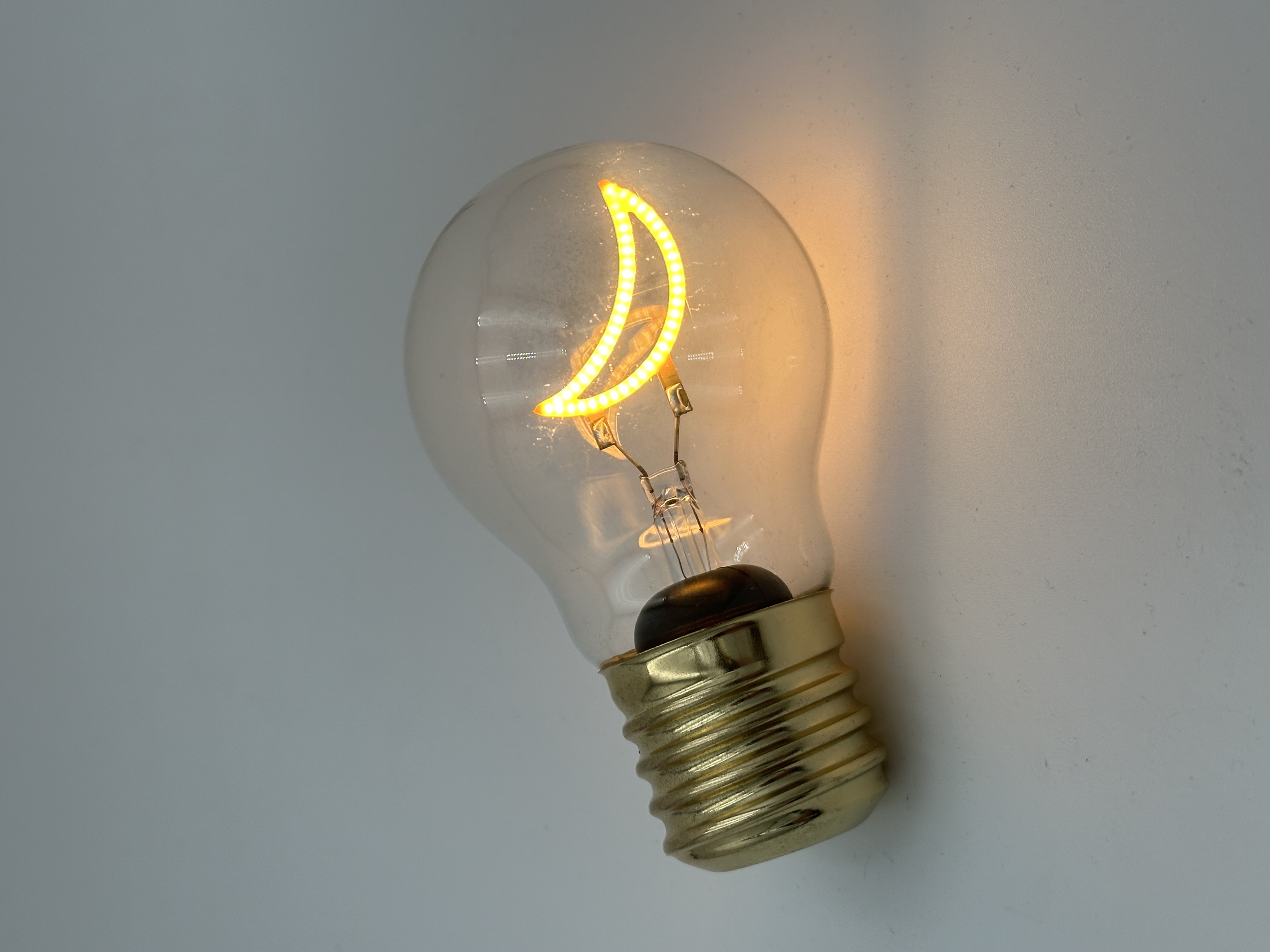 LED Light Bulb – Moon