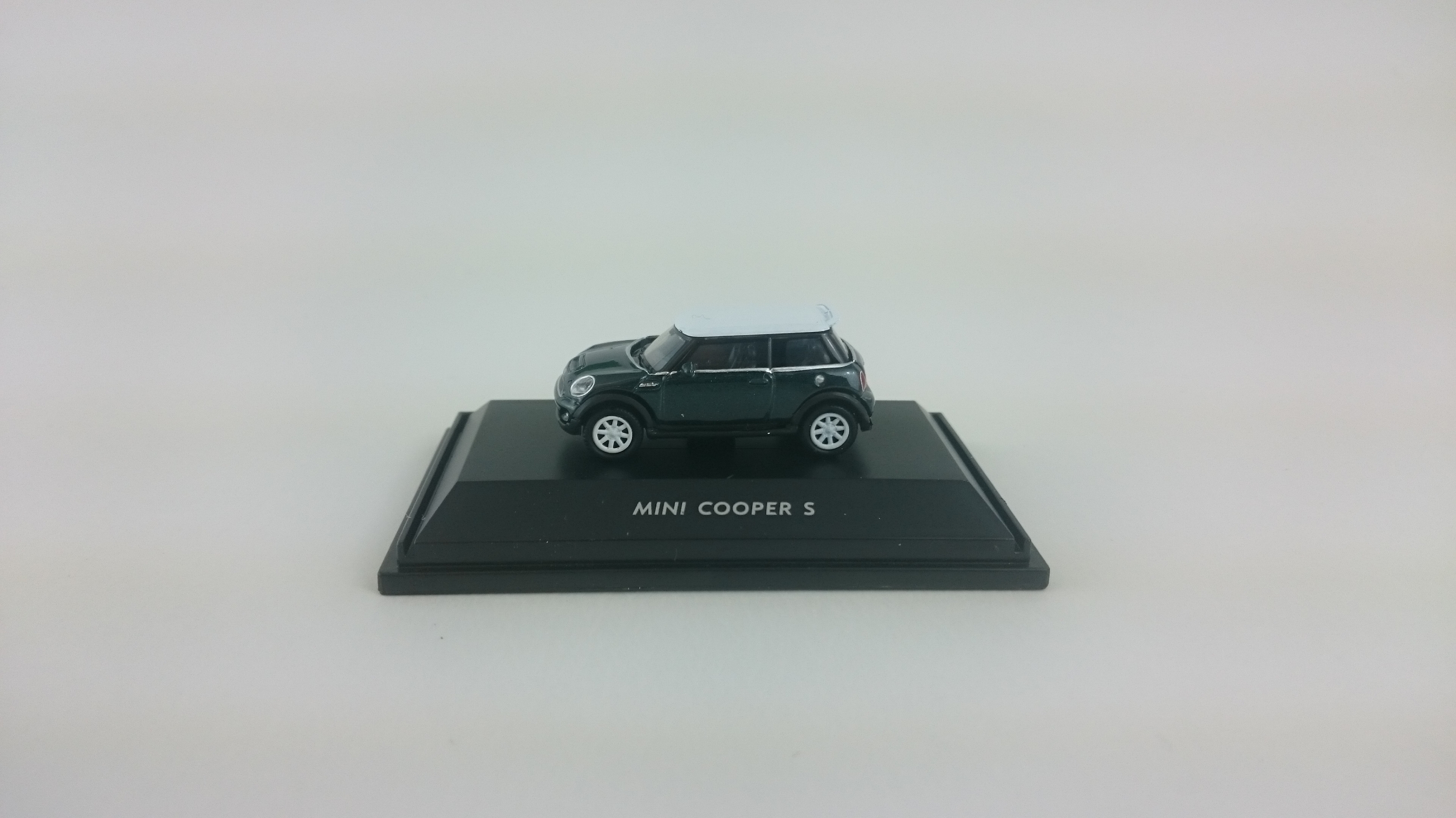 Welly 73128 Mini Cooper "Exclusive at Miniatur Wunderland", greenmetallic 1:87