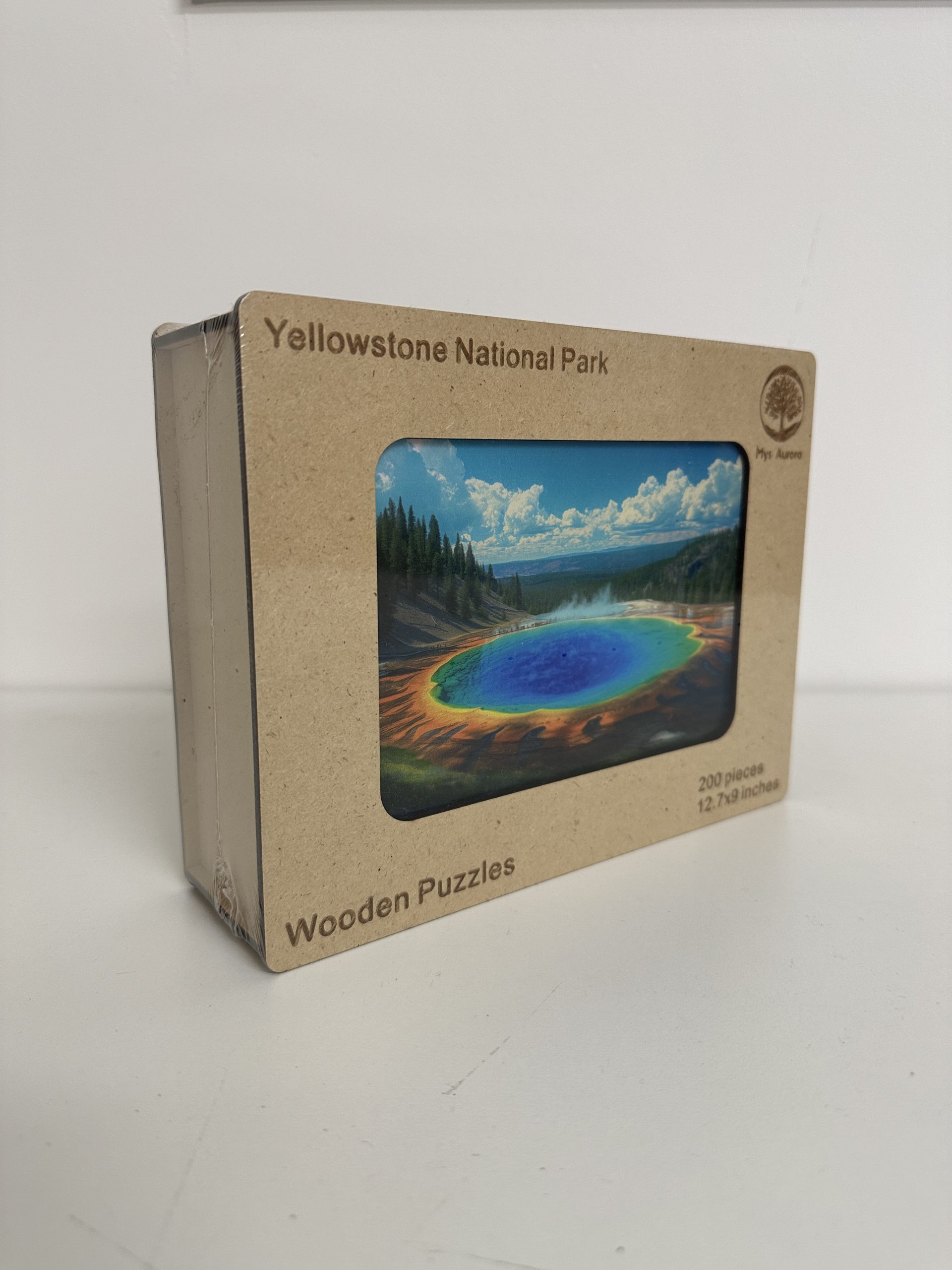 Wooden Puzzle – "Yellowstone National Park" – 200 Pieces