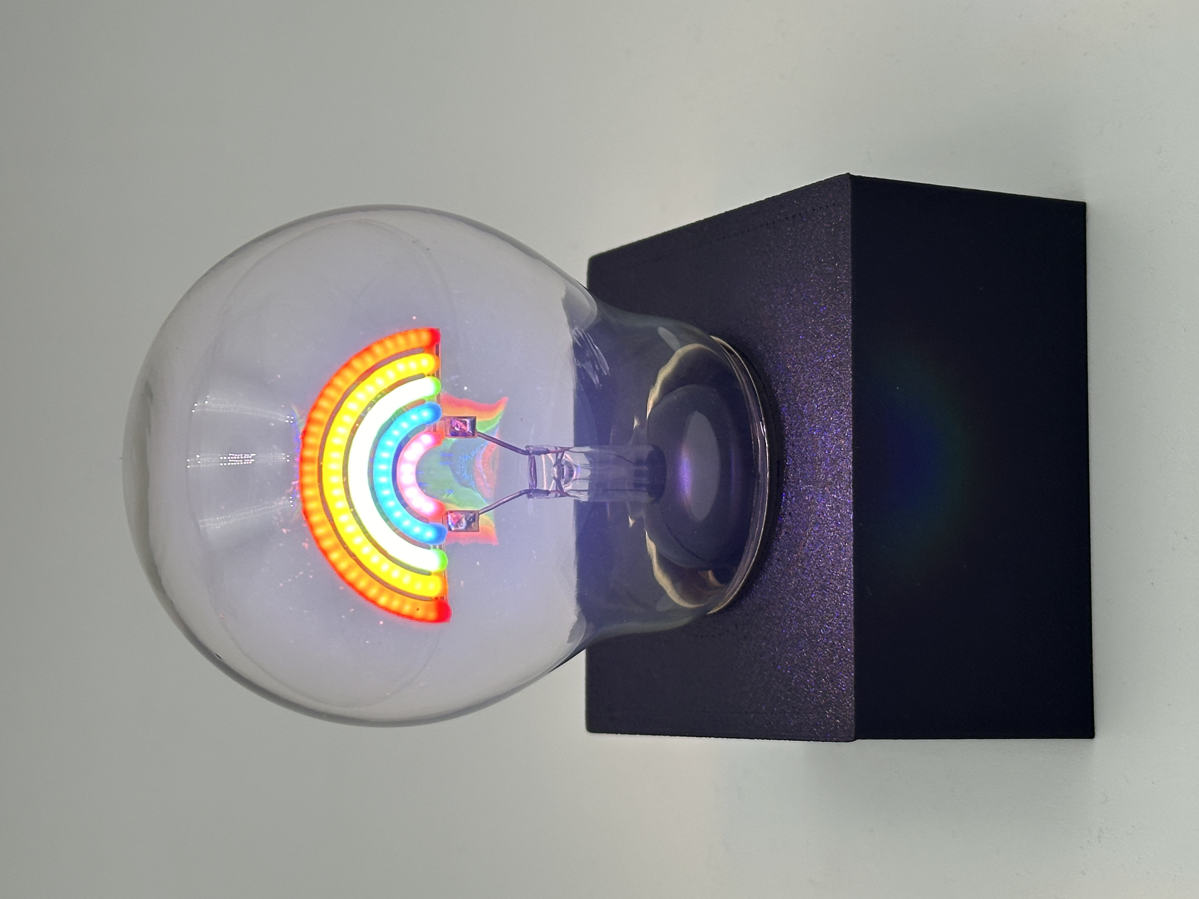 LED Light Bulb – Rainbow