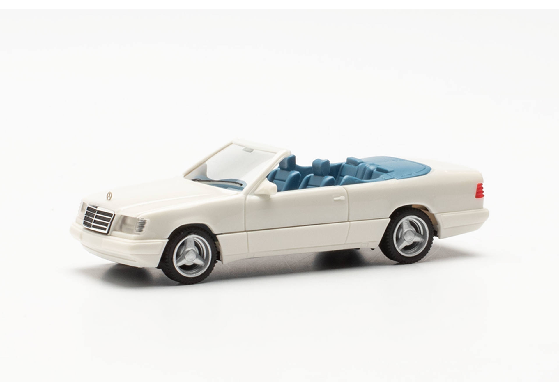 Herpa 420990 MB 320CE-24 Cabrio weiß Modellfahrzeug H0 1:87