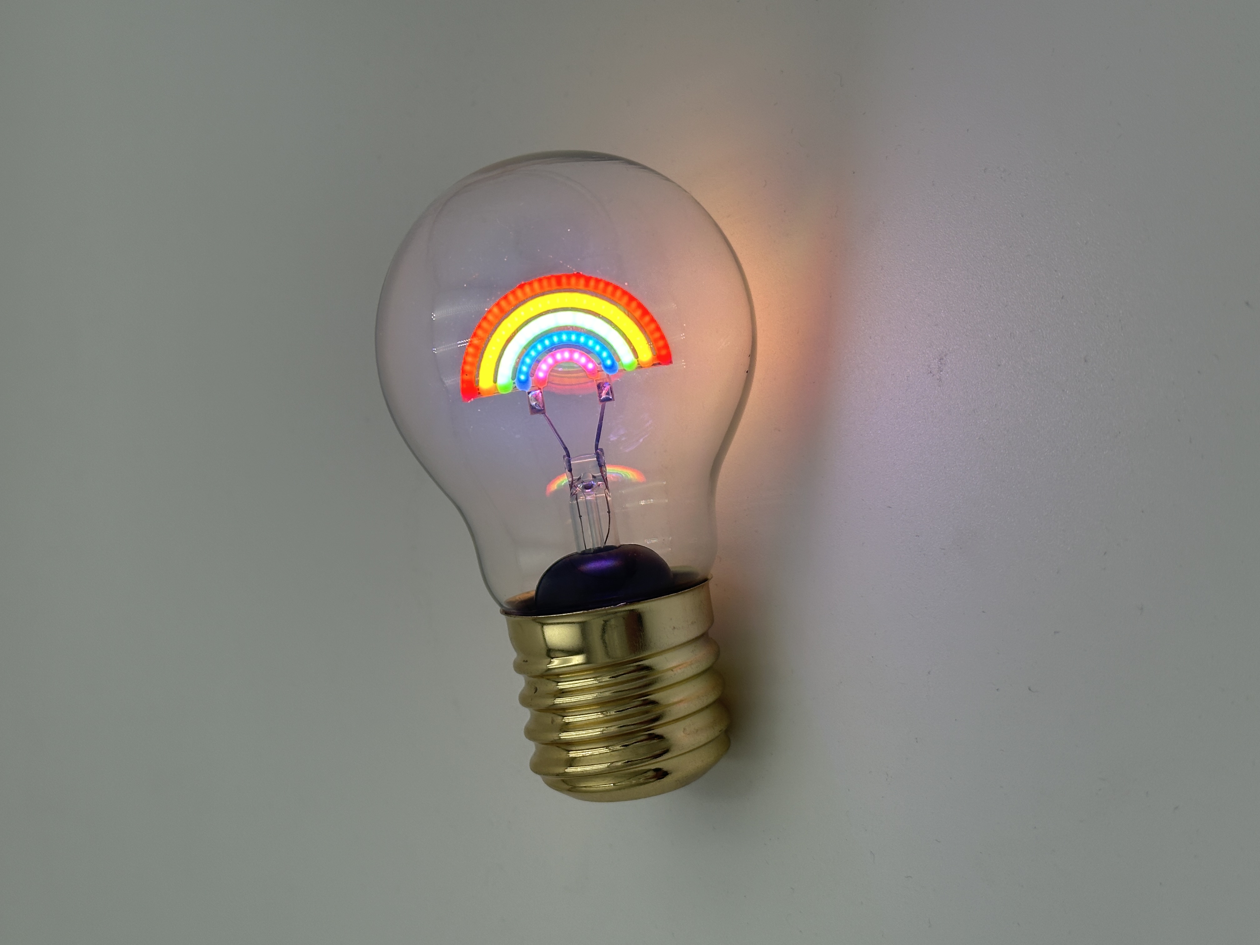 LED Light Bulb – Rainbow