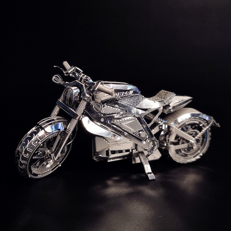 Metal Model Kit - Avenger Motorcycle