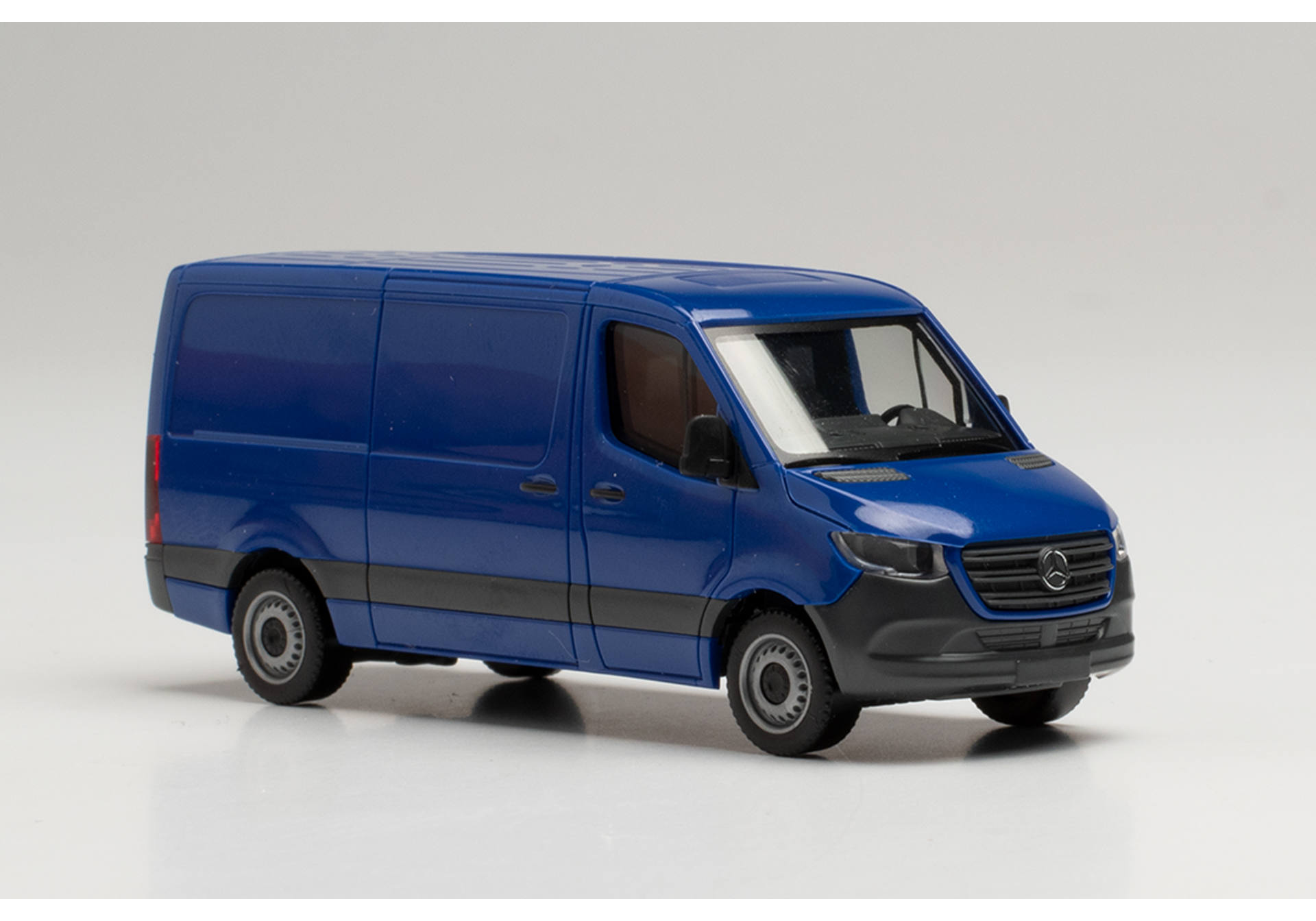 Herpa 096485 MB Sprinter 18 Kasten FD, blue 1:87
