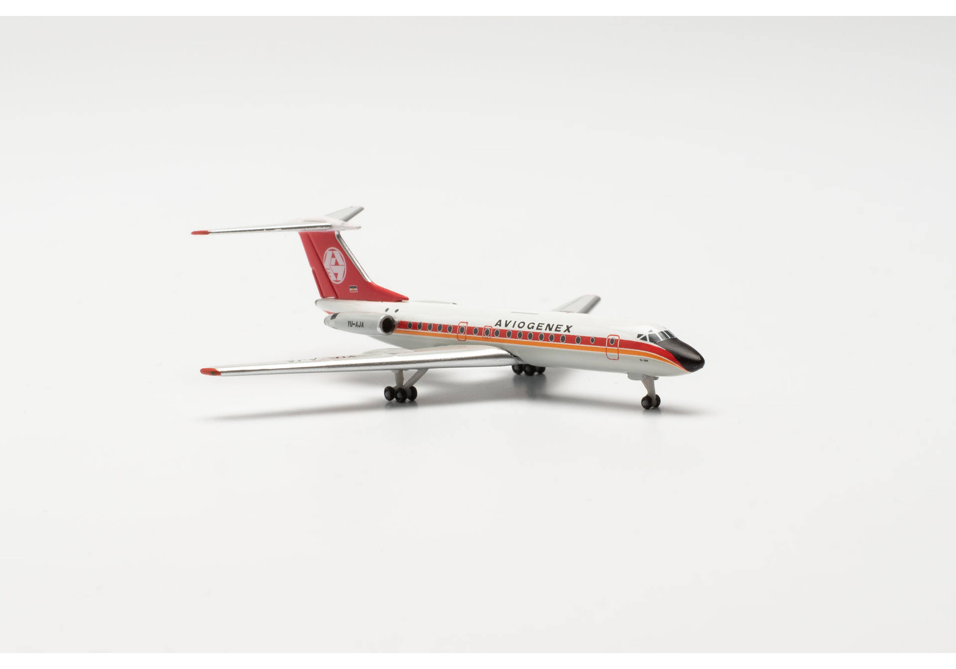 Herpa 537018 Aviogenex Tupolev TU-134A – YU-AJA “Titograd” 1:500