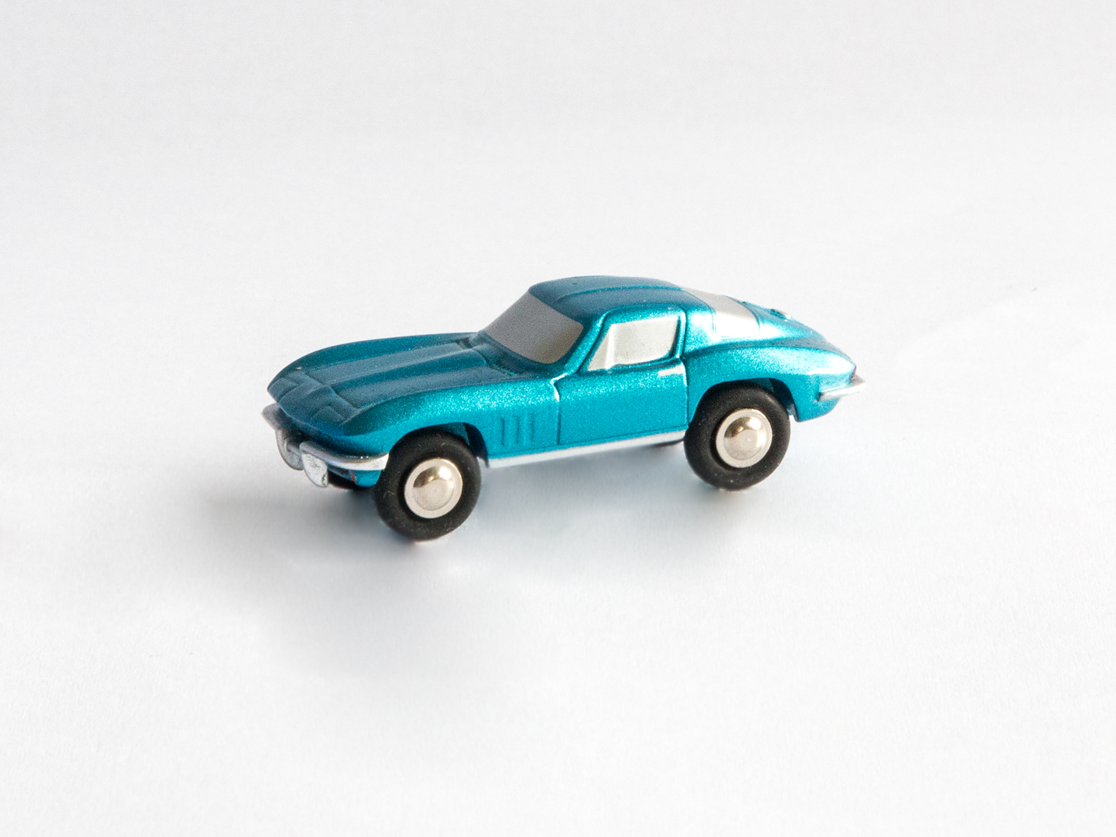 Schuco Piccolo 450566000 Chevrolet Corvette Stingray, blau metallic 1:90