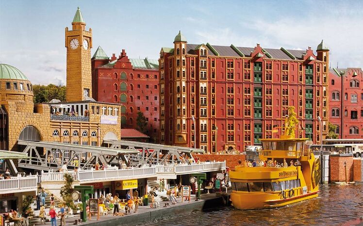 Hamburg Landungsbruecken