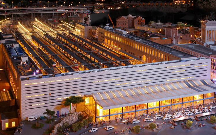 Italien Roma Termini Nacht