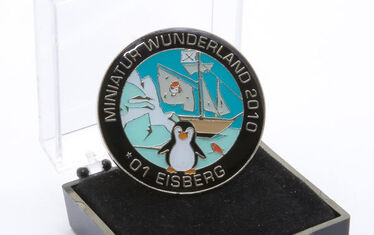 Spendenpin 012010