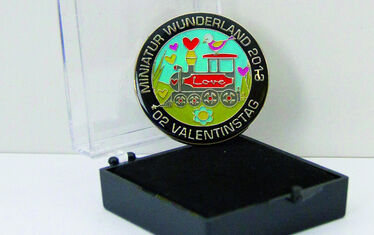 Spendenpin 022013 Februar