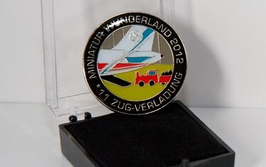 Spendenpin 112012