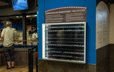 Wb 01 kw 27 2026 n 1341 formel1 vitrine